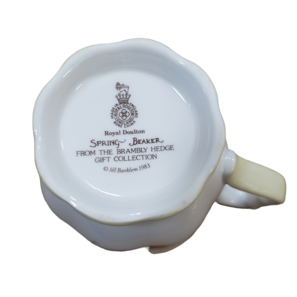 Royal Doulton Brambly Hedge Spring and Summer Mugs (2) - Picture 8 of 14